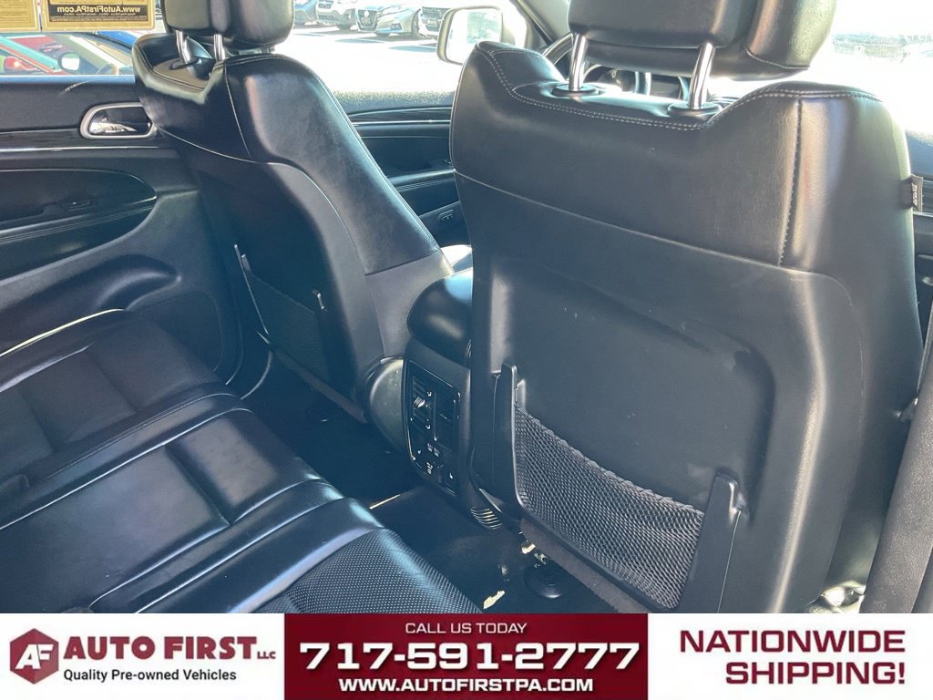 Used 2019 Jeep Grand Cherokee Limited w/ Luxury Group II AWD/4WD image 14