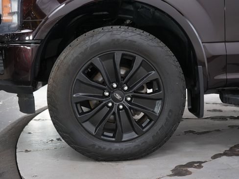 Used 2020 Ford F150 XLT w/ Equipment Group 302A Luxury AWD/4WD image 31