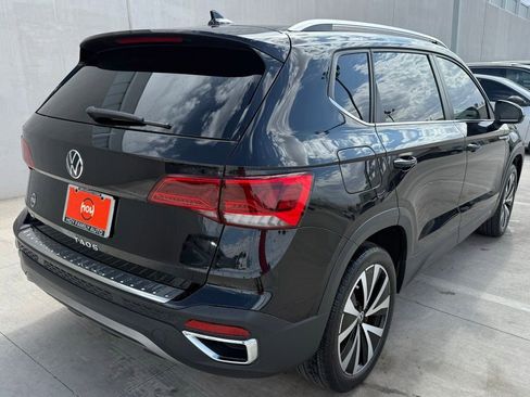 Used 2024 Volkswagen Taos SE FWD image 9
