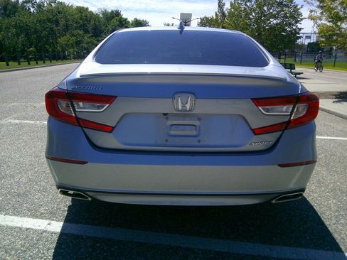 Used 2018 Honda Accord Sport image 82