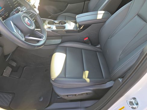 Used 2025 Buick Envision Preferred image 22