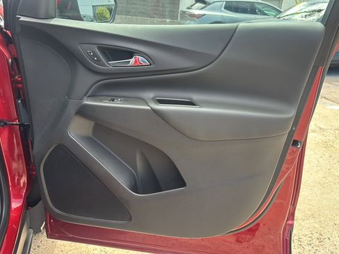 Used 2023 Chevrolet Equinox LT AWD/4WD image 18