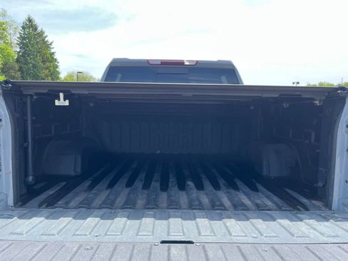 Used 2024 GMC Sierra 1500 AT4 w/ AT4 Premium Package AWD/4WD image 11