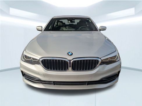 Used 2020 BMW 530i image 2