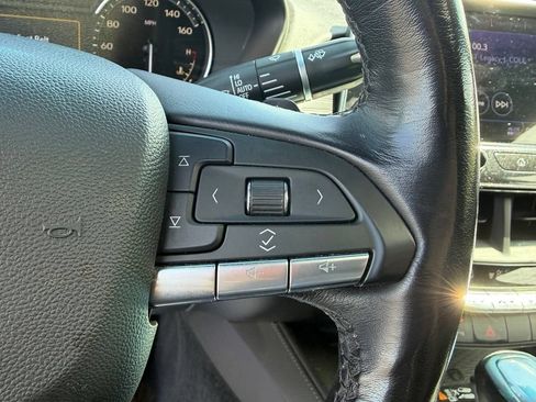 Used 2020 Cadillac CT4 Premium Luxury AWD/4WD image 37