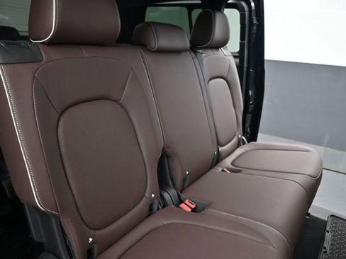 New 2025 Volkswagen ID. Buzz Pro S image 27