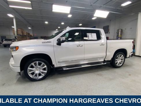 Used 2023 Chevrolet Silverado 1500 High Country image 6