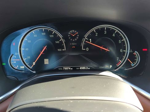 Used 2018 BMW 750i xDrive image 35