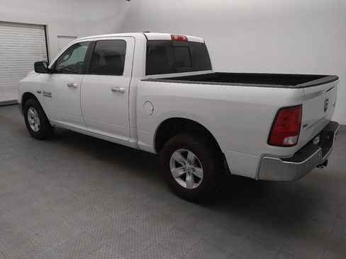 Used 2017 RAM 1500 Classic SLT AWD/4WD image 3