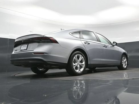 Certified 2025 Honda Accord LX image 29