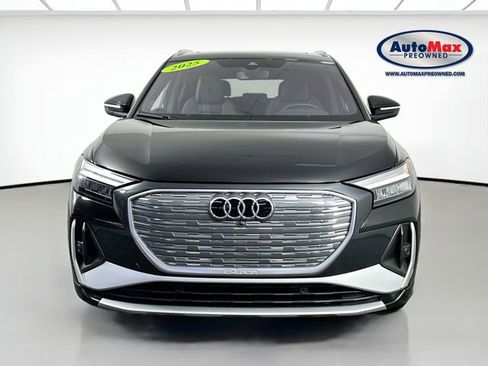 Used 2025 Audi Q4 e-tron Premium Plus w/ Premium Plus image 7