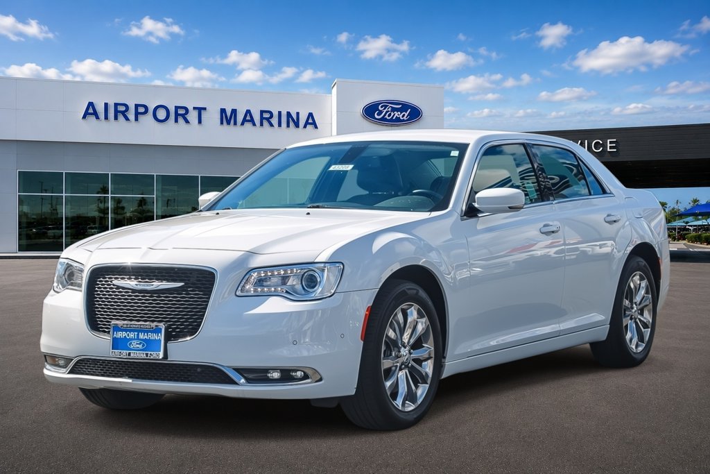 Used 2021 Chrysler 300 Touring L AWD/4WD image 4