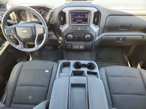 Used 2023 Chevrolet Silverado 1500 Custom AWD/4WD image 16