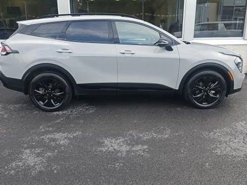 Used 2025 Kia Sportage X-Line AWD/4WD image 3