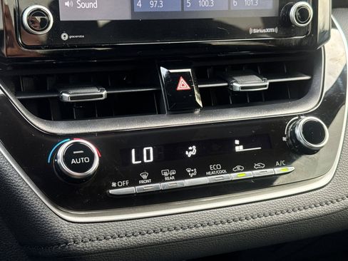 Certified 2022 Toyota Corolla SE image 24