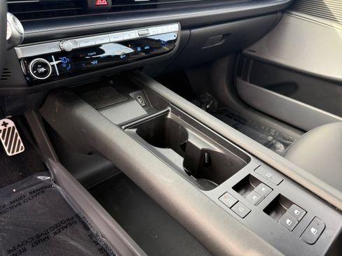 Certified 2024 Hyundai Ioniq 6 Limited image 13