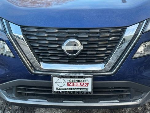 Certified 2023 Nissan Rogue SL image 9