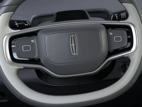 New 2026 Lincoln Navigator Reserve AWD/4WD image 12