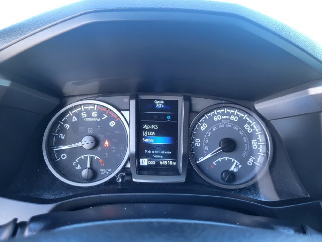 Used 2022 Toyota Tacoma TRD Off-Road AWD/4WD image 14