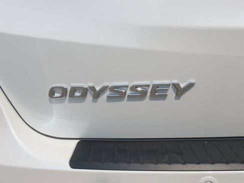New 2026 Honda Odyssey Touring image 7