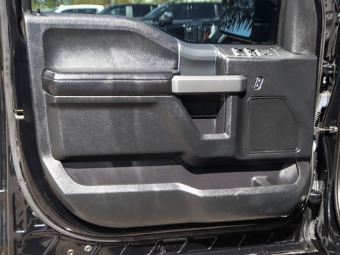 Used 2018 Ford F150 XLT w/ Equipment Group 302A Luxury AWD/4WD image 16