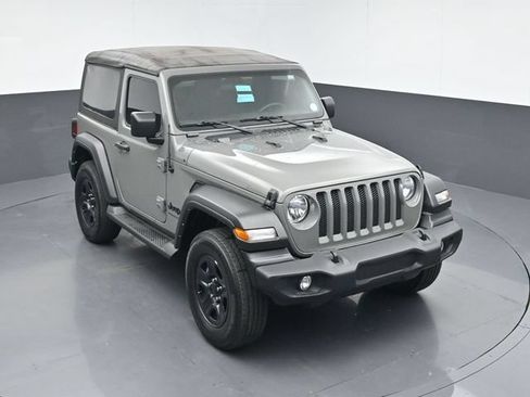 Used 2022 Jeep Wrangler Sport AWD/4WD image 32