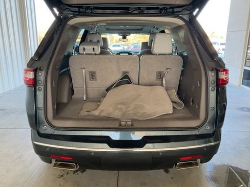 Used 2018 Chevrolet Traverse Premier w/ Driver Confidence II Package image 23