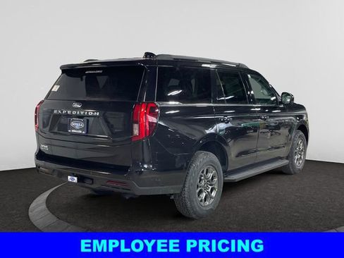 New 2025 Ford Expedition Active AWD/4WD image 6