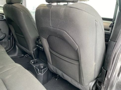 Certified 2020 Jeep Wrangler Unlimited Sport S image 28