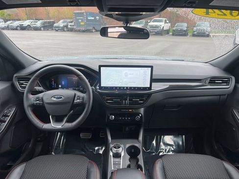 Used 2024 Ford Escape ST-Line w/ Tech Pack #1 AWD/4WD image 17