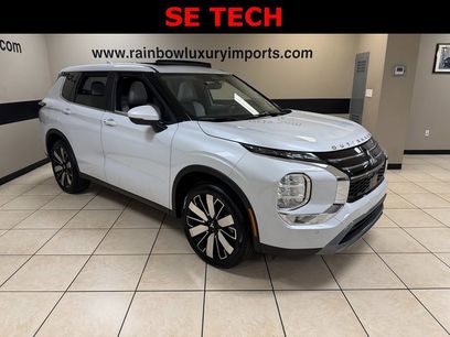New 2025 Mitsubishi Outlander SE