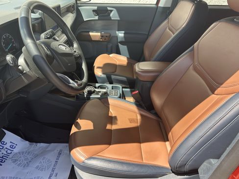 Used 2023 Ford Maverick Lariat w/ Lariat Luxury Package AWD/4WD image 18