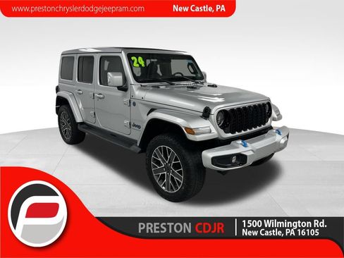 Used 2024 Jeep Wrangler High Altitude AWD/4WD image 1