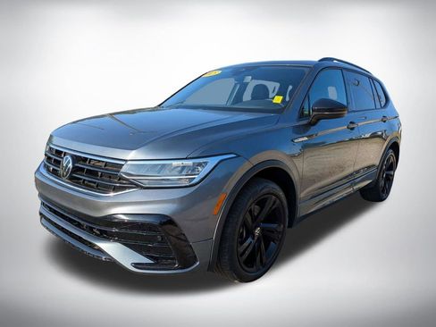 Used 2023 Volkswagen Tiguan SE R-Line FWD image 8
