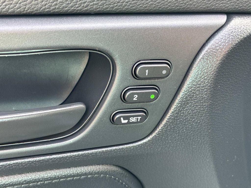 Used 2025 Honda Odyssey Sport-L image 25