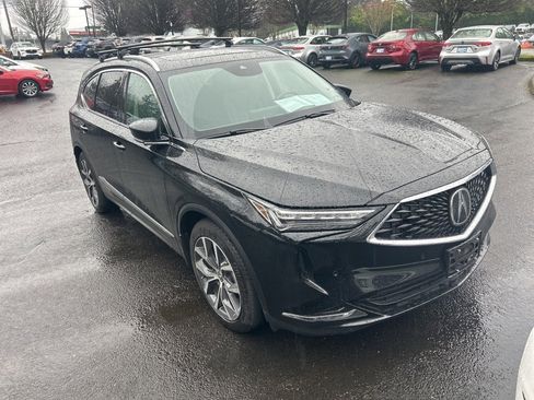 Used 2023 Acura MDX SH-AWD w/ Technology Package image 2