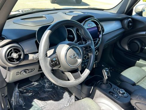 Used 2022 MINI Cooper S w/ Driver Assistance Package FWD image 13