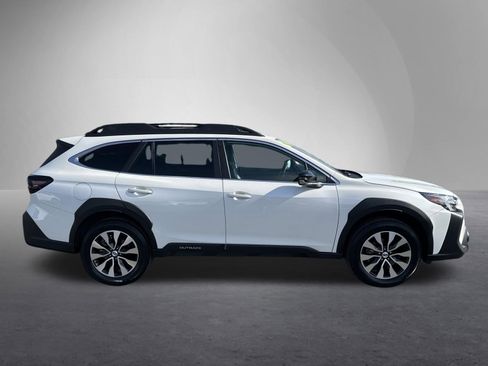 Used 2024 Subaru Outback Limited image 2