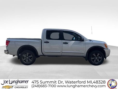 Used 2015 Nissan Titan SV w/ SV Value Truck Package image 2