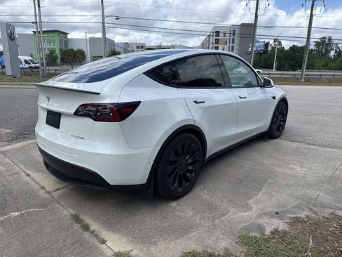 Used 2021 Tesla Model Y Performance AWD/4WD image 11