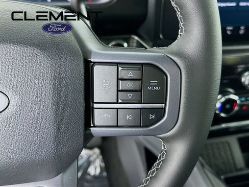 New 2026 Ford F250 Lariat w/ Black Appearance Package AWD/4WD image 16