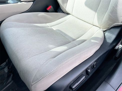 Used 2024 Honda Accord EX image 17