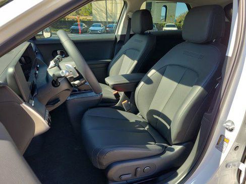 New 2025 Hyundai Ioniq 5 SEL image 16