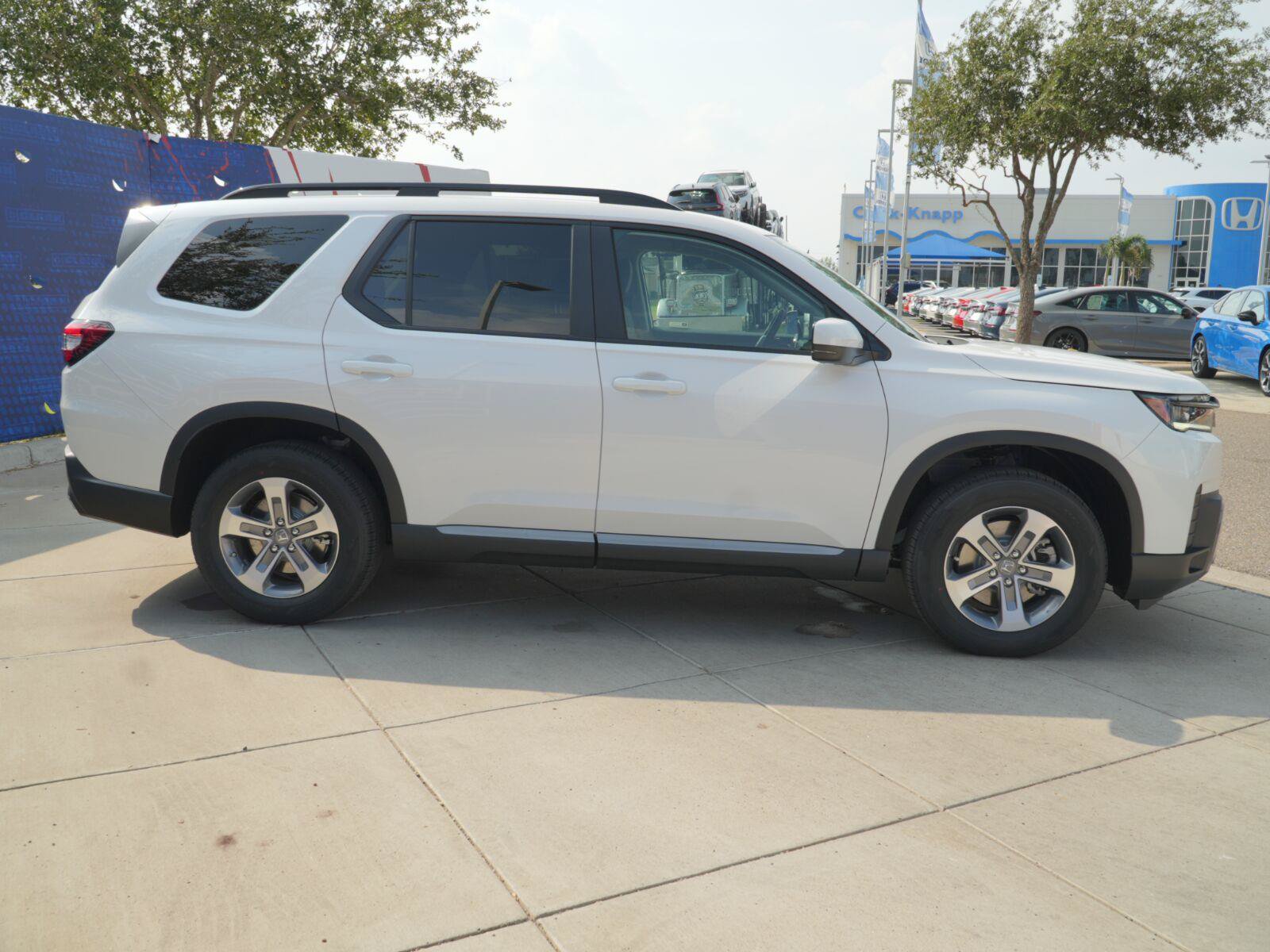New 2026 Honda Pilot EX-L image 4