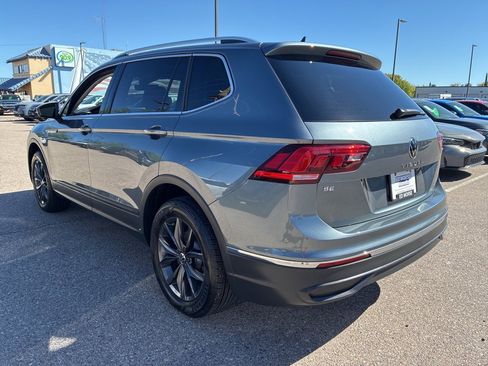Used 2023 Volkswagen Tiguan SE image 3