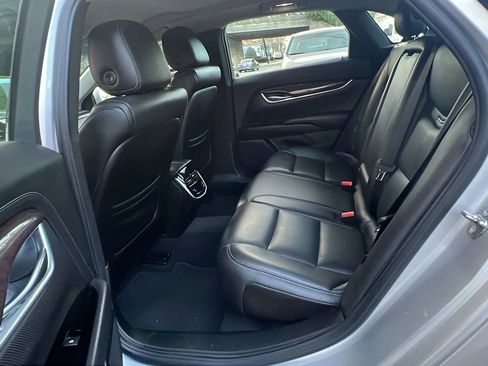 Used 2016 Cadillac XTS Luxury image 27