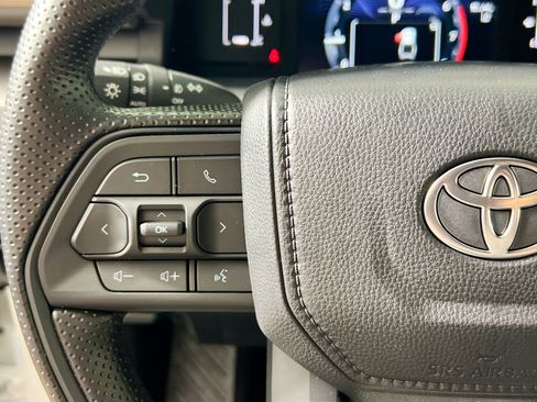 New 2026 Toyota Tacoma SR5 image 18