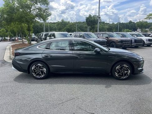 New 2026 Hyundai Sonata SEL FWD image 9