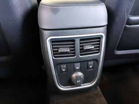 Used 2012 Chrysler 300 C Luxury Series RWD image 43