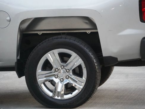 Used 2018 Chevrolet Silverado 1500 Custom w/ Custom Convenience Package image 24